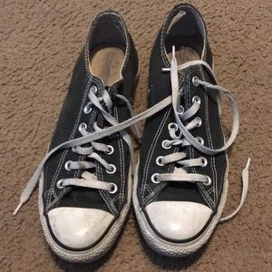Black converse